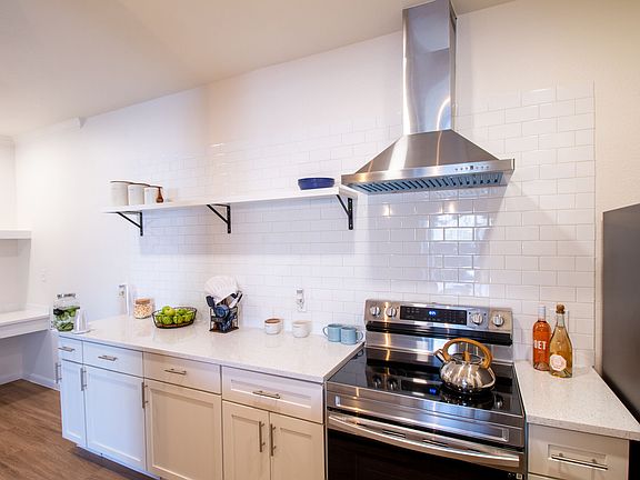5th image of 10015 Lake Creek Pkwy APT 236