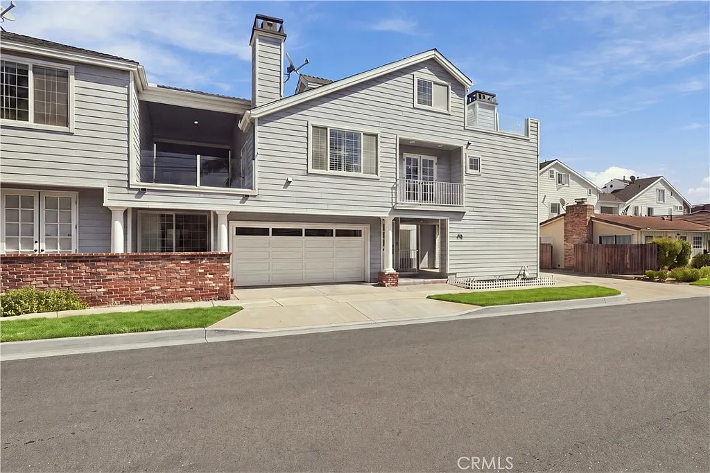 2 bed, 2.5 bath, 1292 sqft, $8,000 — Photo 1