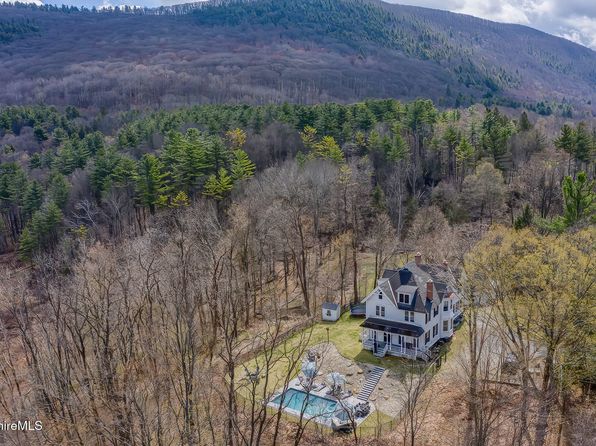 21 Stockbridge Rd, West Stockbridge, MA 01266