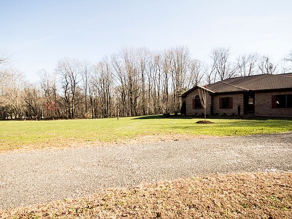 3rd image of 2911 A Beechwood Lane
