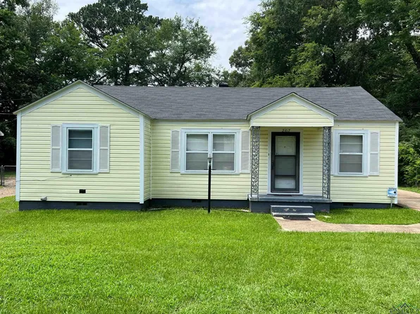 2107 Florence St, Kilgore, TX 75662