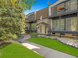 5633 Edge Lake Dr, Oak Lawn, IL 60453