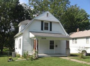 1520 S Hardy Ave, Independence, MO 64052