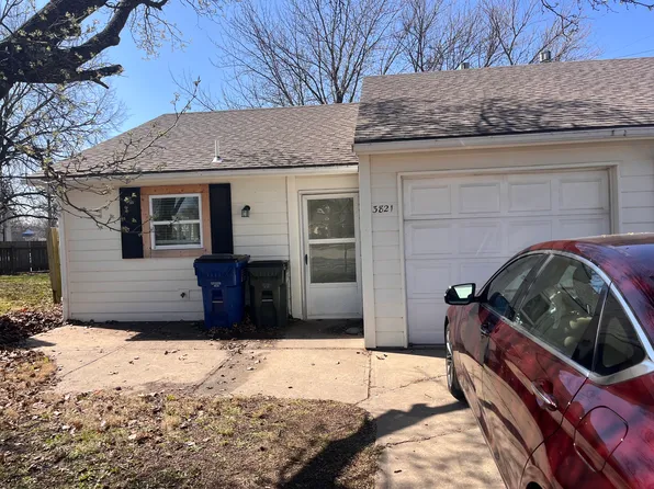 3821 Westland Pl, Lawrence, KS 66049