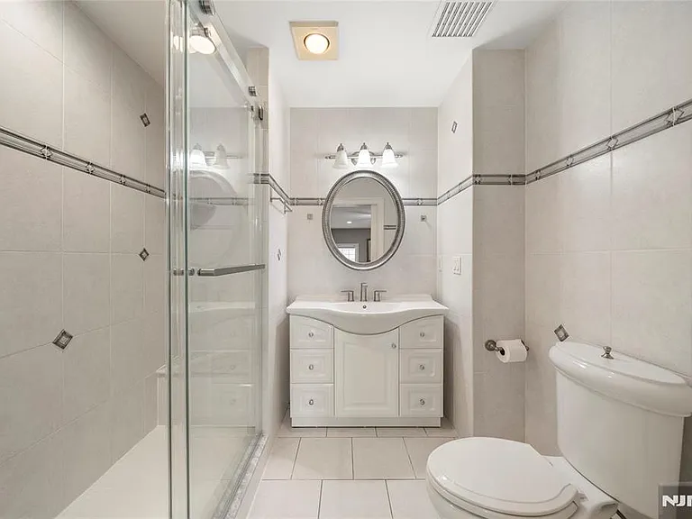 351 White Ave — Photo 25
