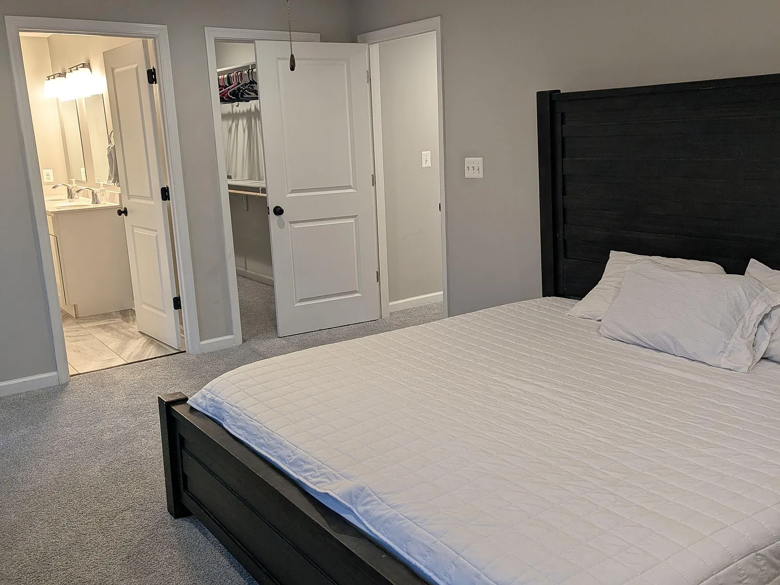 4 bed, 3.5 bath, 2200 sqft, $1,343 — Photo 3