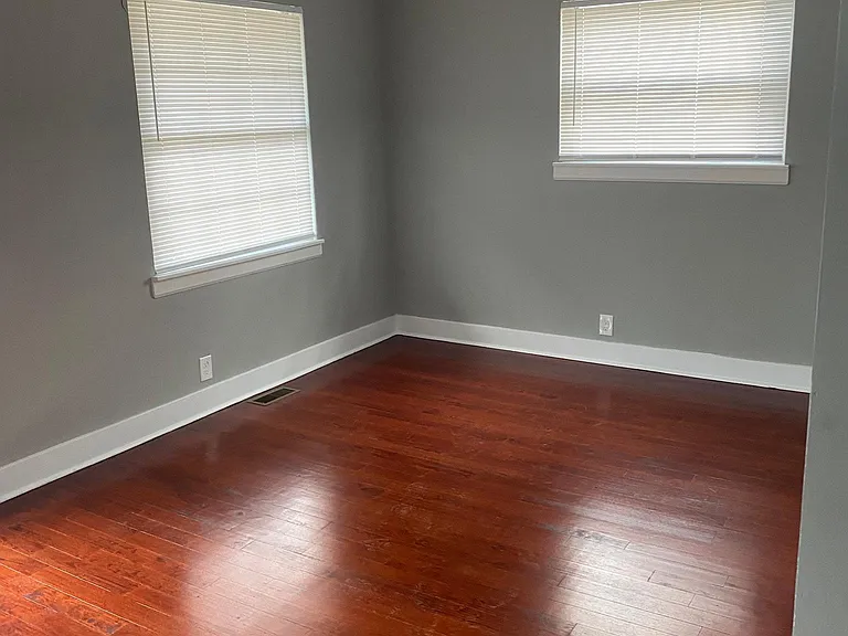 2711 Park Ave — Photo 13