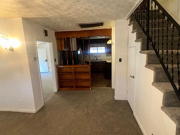 4th image of 3441 Downes St