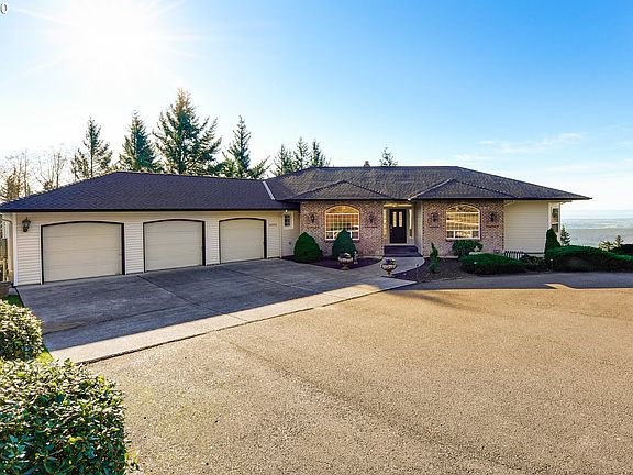 5th image of 26905 NE Highland Meadows Dr