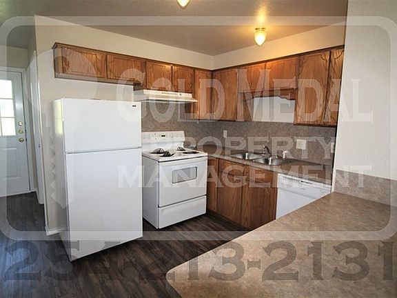 3rd image of 1903 Monte Carlo Ln #B