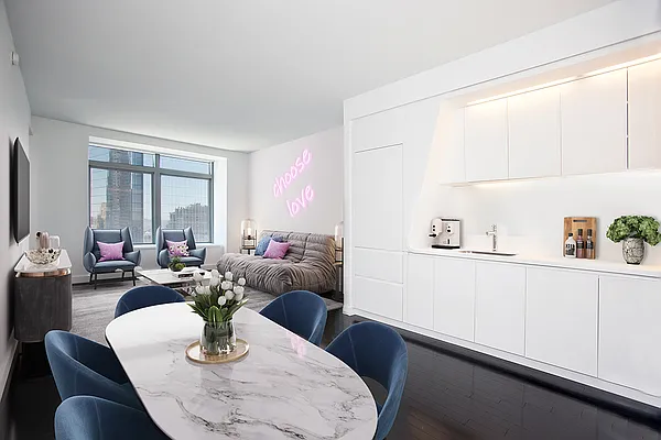 Sold by Level Group | media 1