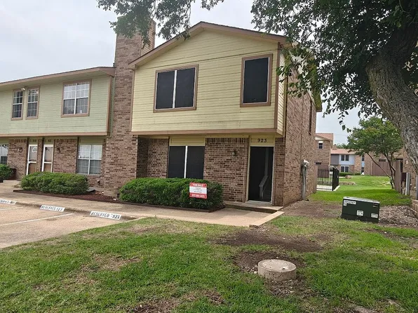 923 Vedral Pl, Cedar Hill, TX 75104