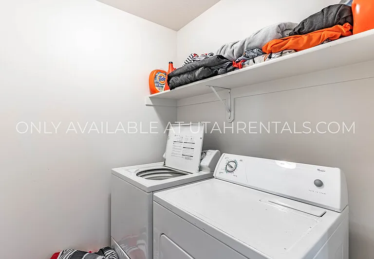 1156 S 1420 E — Photo 20