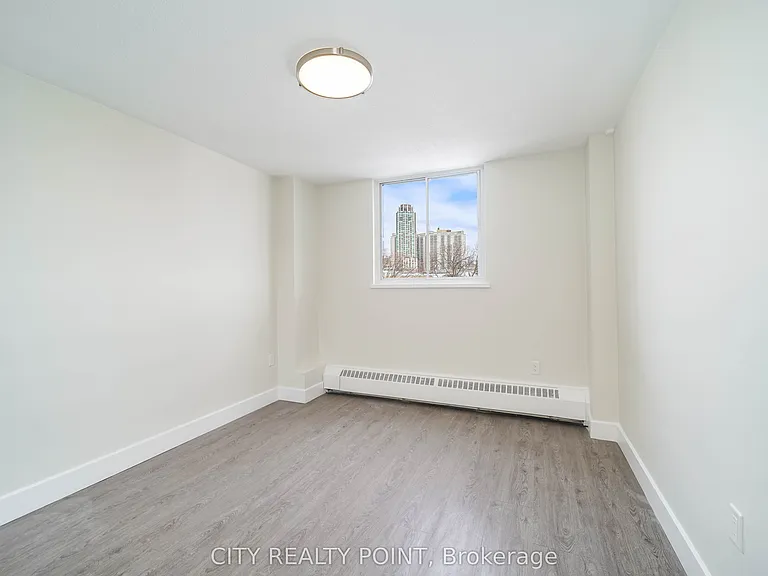 1500 Bathurst St #207 — Photo 8