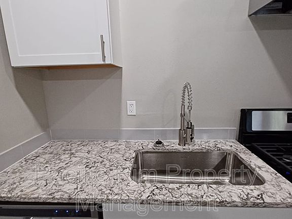 5th image of 6323 Kitsap Way APT 4