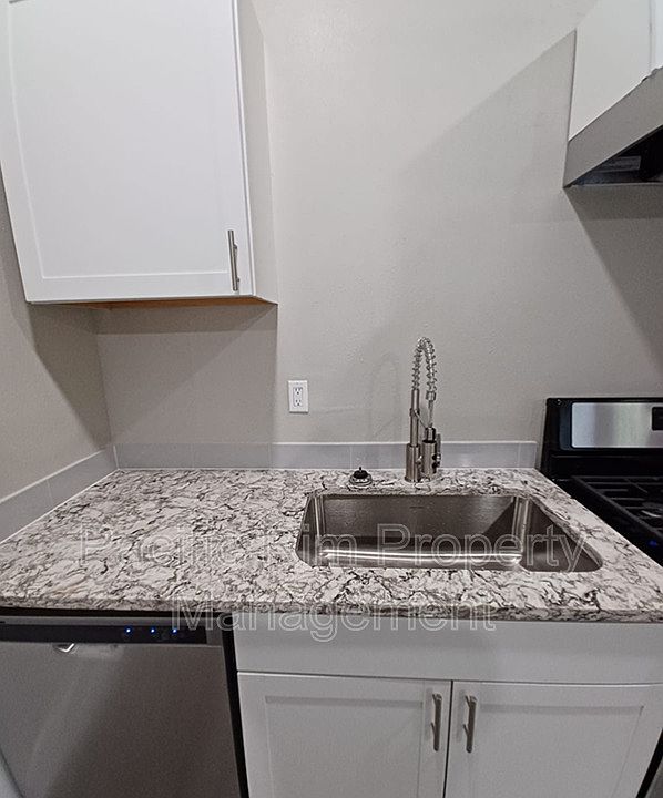 6323 Kitsap Way Bremerton WA Zillow