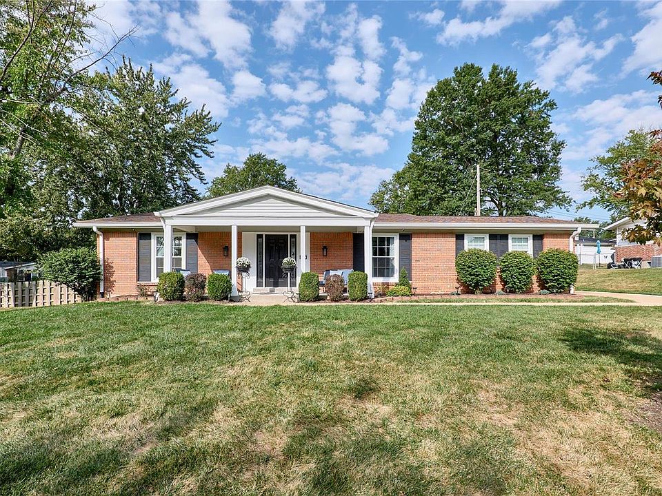 587 Fieldstone Ln, Ballwin, MO 63011 Zillow