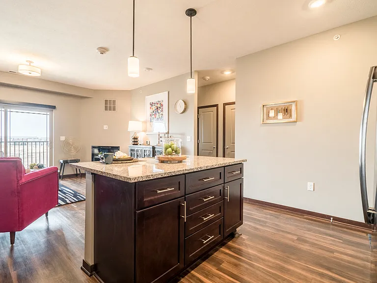 360 at Jordan West — Photo 75