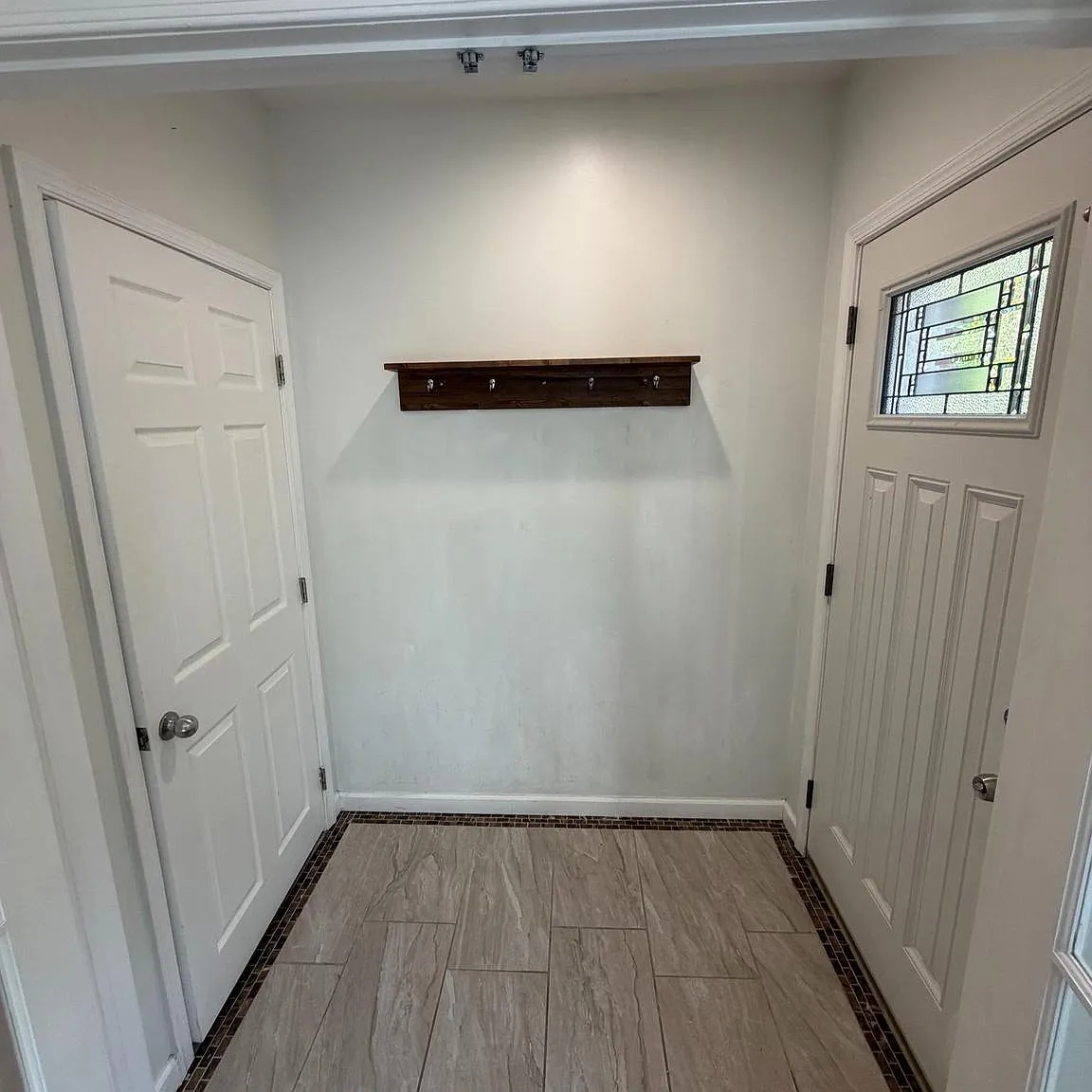 3 bed, 3.5 bath, 1776 sqft, $3,650 — Photo 3