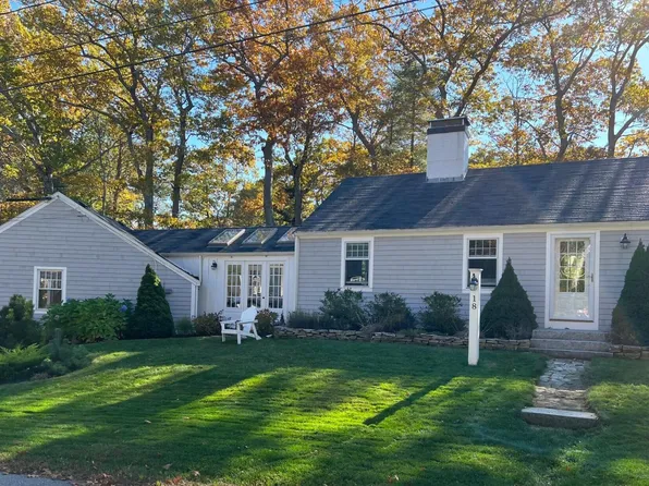 18 Littlejohn Road, Cape Elizabeth, ME 04107