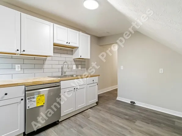 1512 Blair Ave APT D, Cincinnati, OH 45207