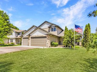 590 Kayla Ln, Hanover, MN 55341
