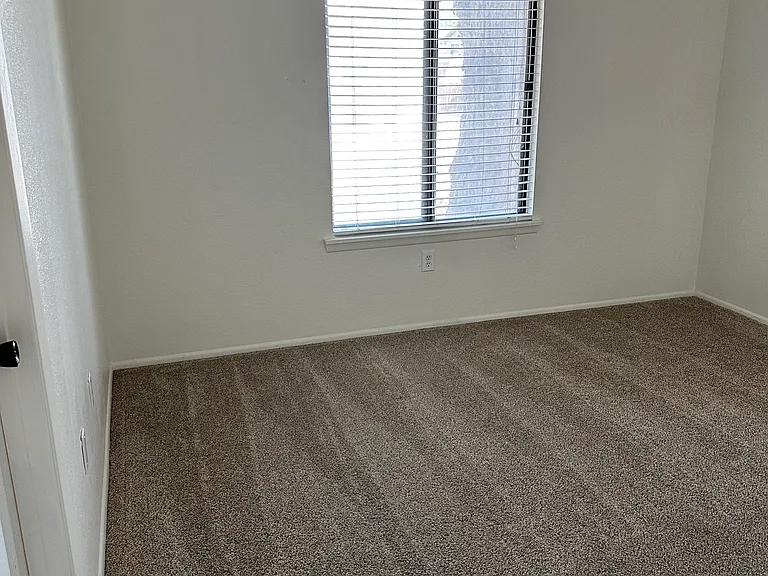 1401 Zuni Pl — Photo 39