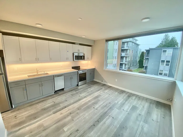 University Flats Apartments — Photo 1