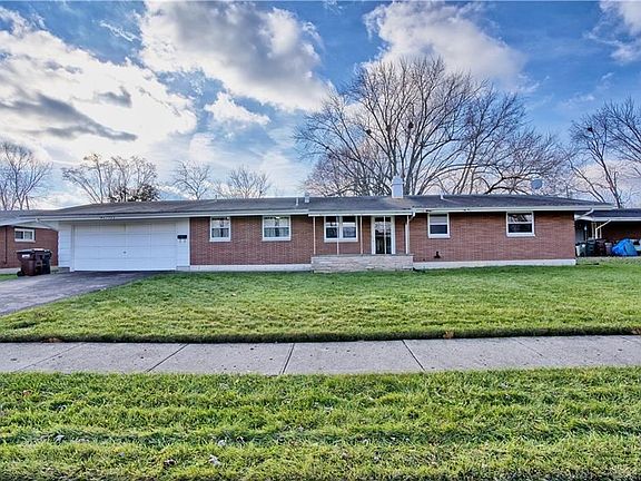 3rd image of 708 N Eppington Dr