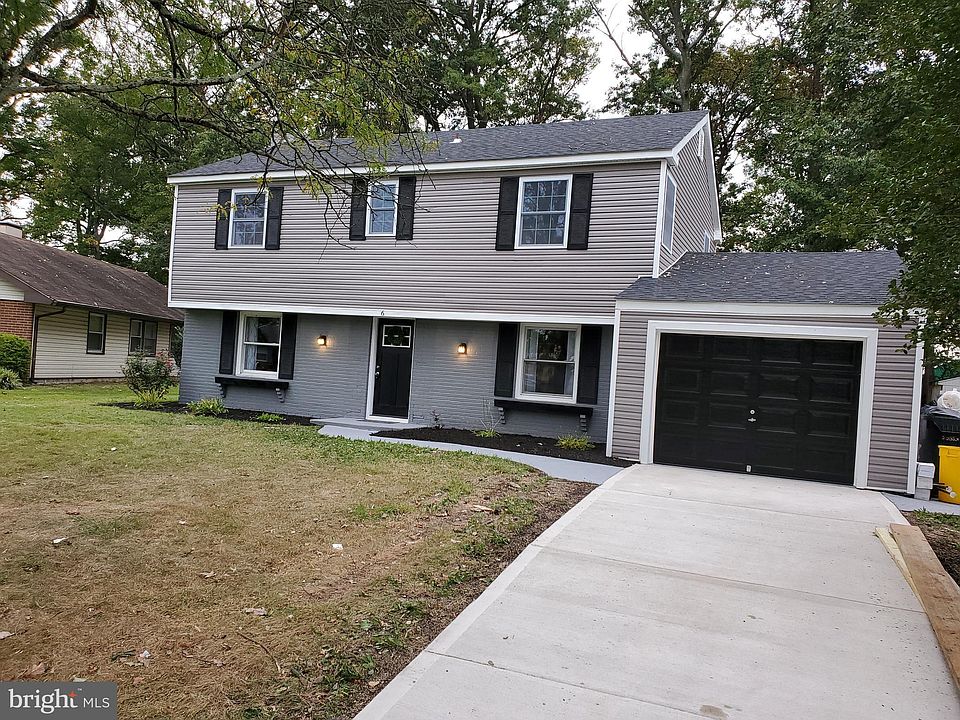1st image of 6 Manakin Pl
