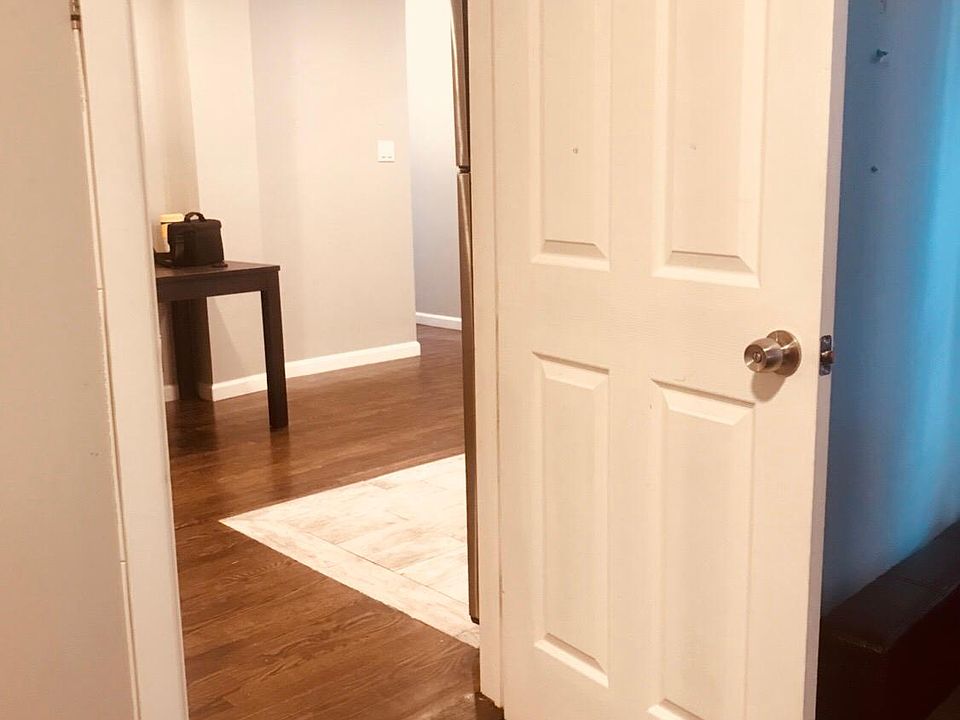 1st image of 51 Buchanan Pl APT 1E