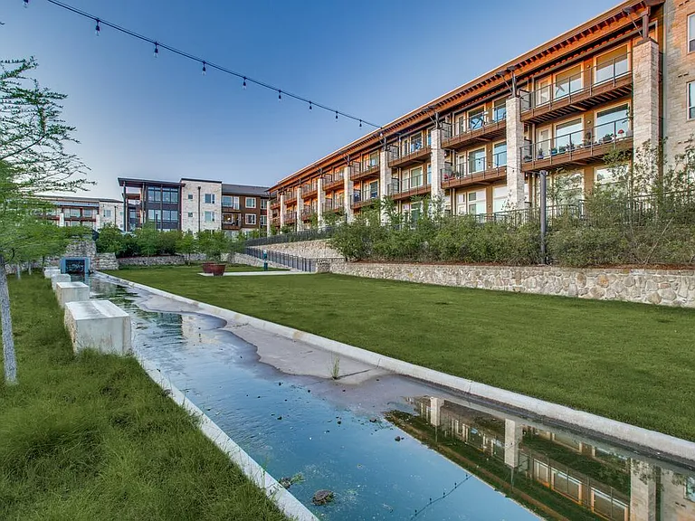 Courtyard with green space