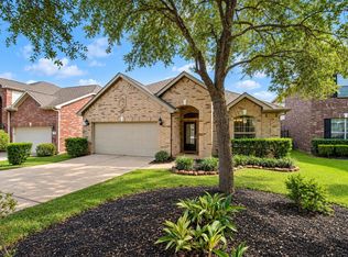 42 Black Swan Ct, Magnolia, TX 77354