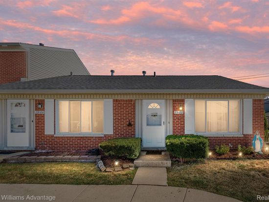 29102 Manchester St, Westland, MI 48185