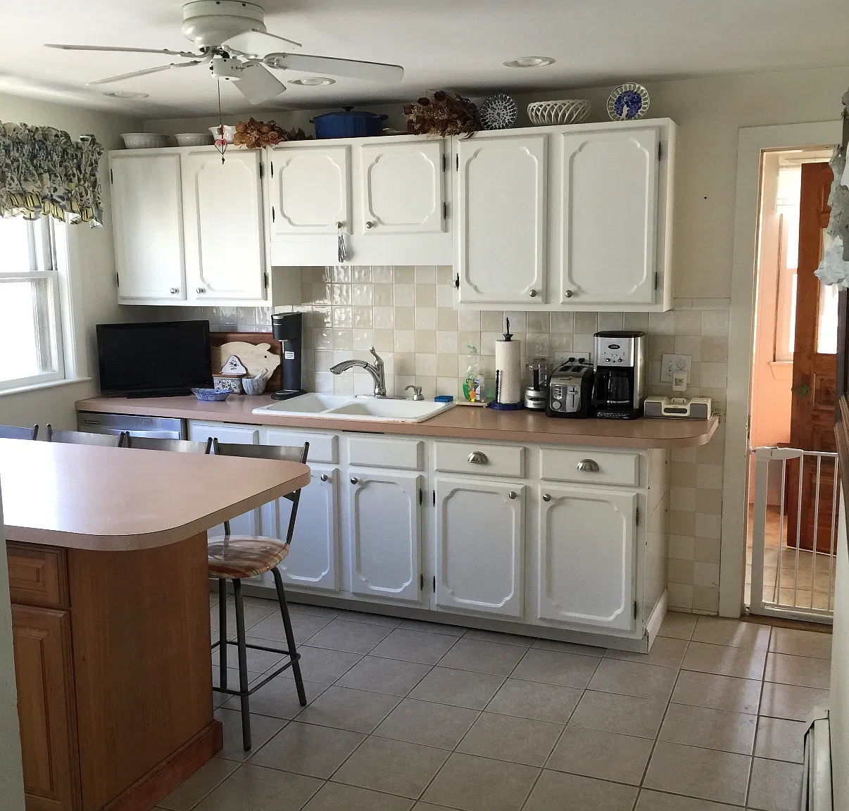 2 bed, 900 sqft, $3,100 — Photo 4