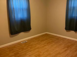 785 S Sycamore St, Decatur, IL 62522