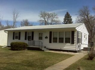 2708 Sheridan St, Sioux City, IA 51103