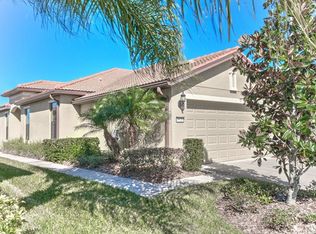 5528 Sunset Falls Dr, Apollo Beach, FL 33572
