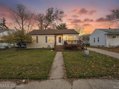 1439 Kingsley St, Mount Clemens, MI, 48043