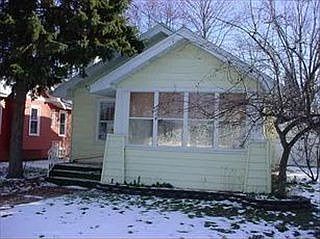 1st image of 27 Bechman Ave S