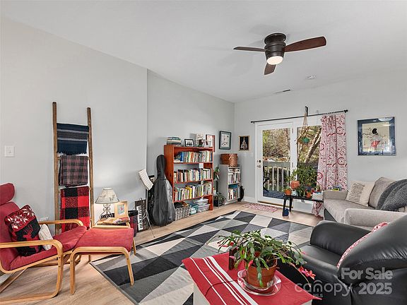 5th image of 1 Timberlake Dr