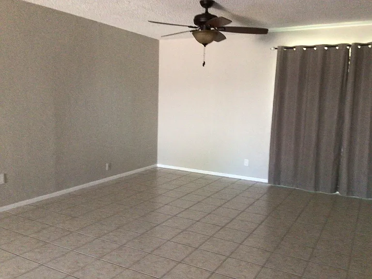 1646 N Daffodil St — Photo 6