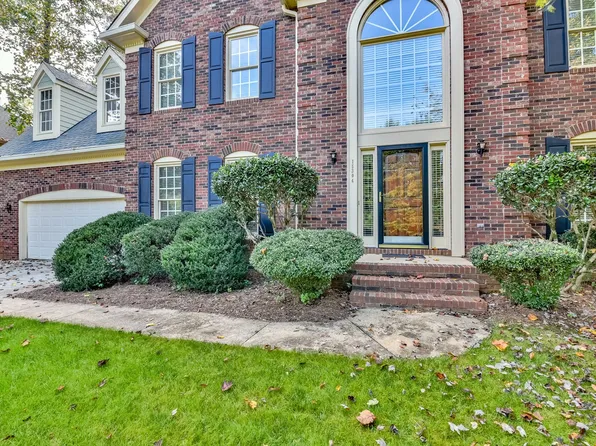 15304 Rush Lake Ln, Huntersville, NC 28078