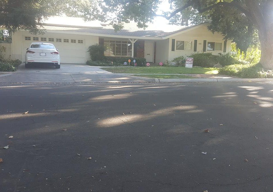 1st image of 1433 W Gettysburg Ave