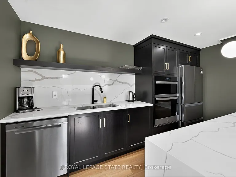 153 Wilson St W #310 — Photo 16