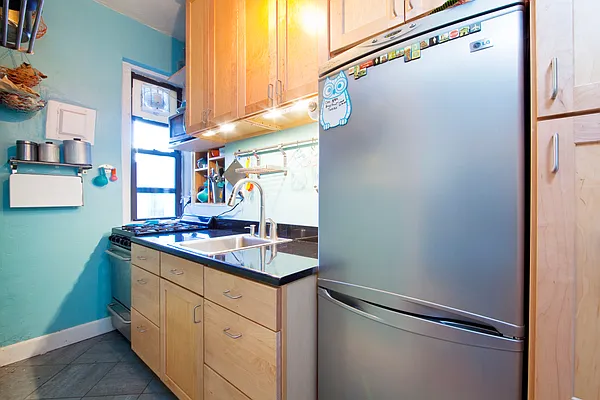 Sold by Compass | media 2