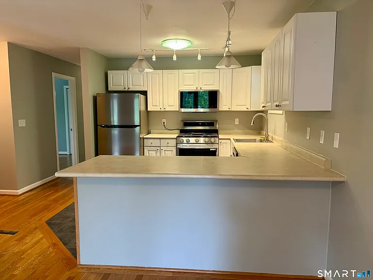 5 Wakerobin Rd — Photo 9