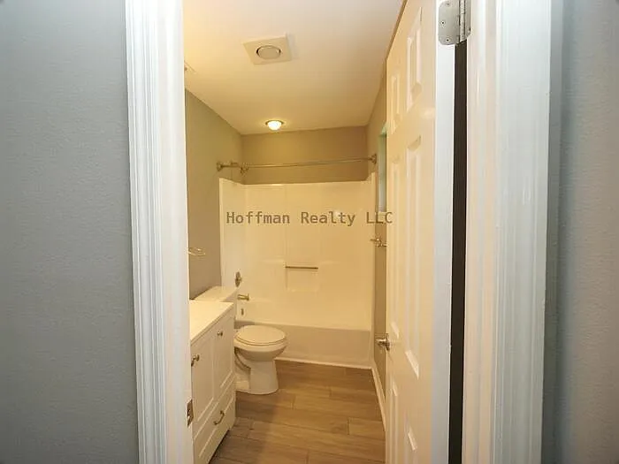 6005 Christy Ln — Photo 23