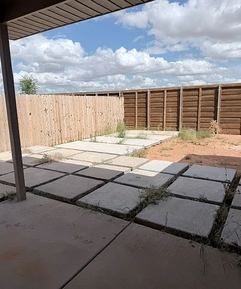 2812 Hidalgo Ave — Photo 18