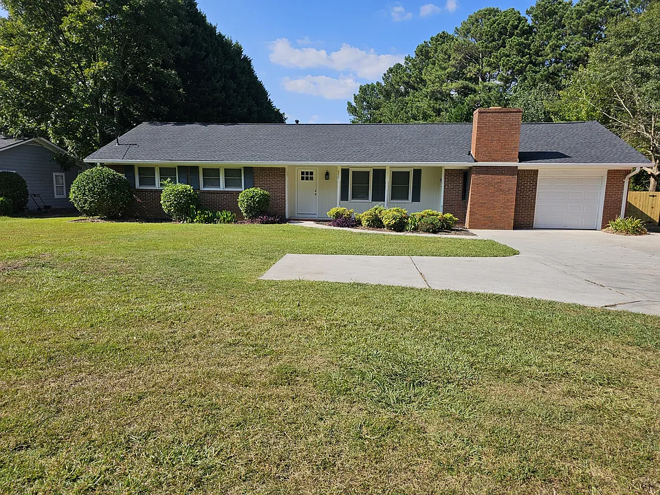 570 Castlewood Rd